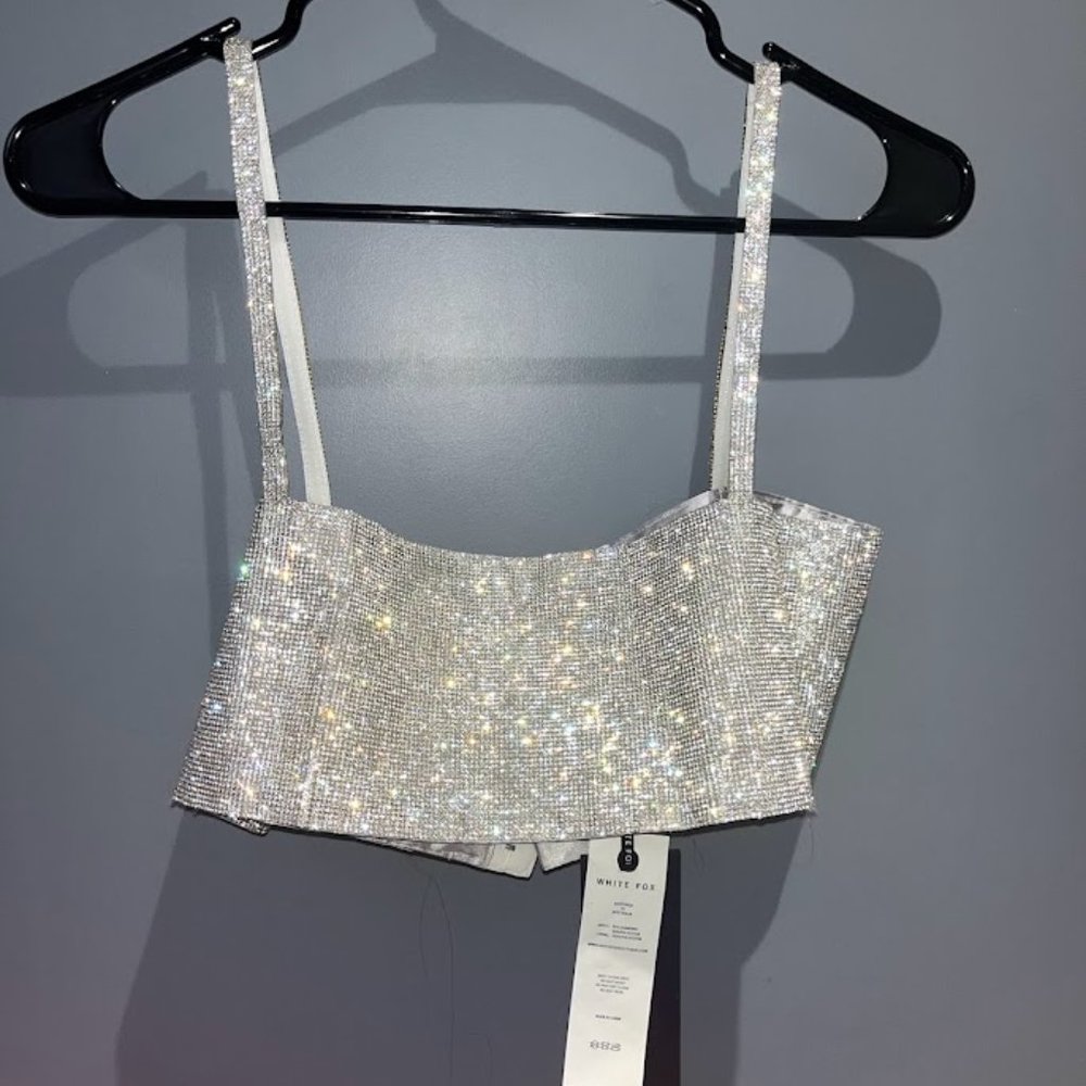 White Fox Breathtaking Crop Silver